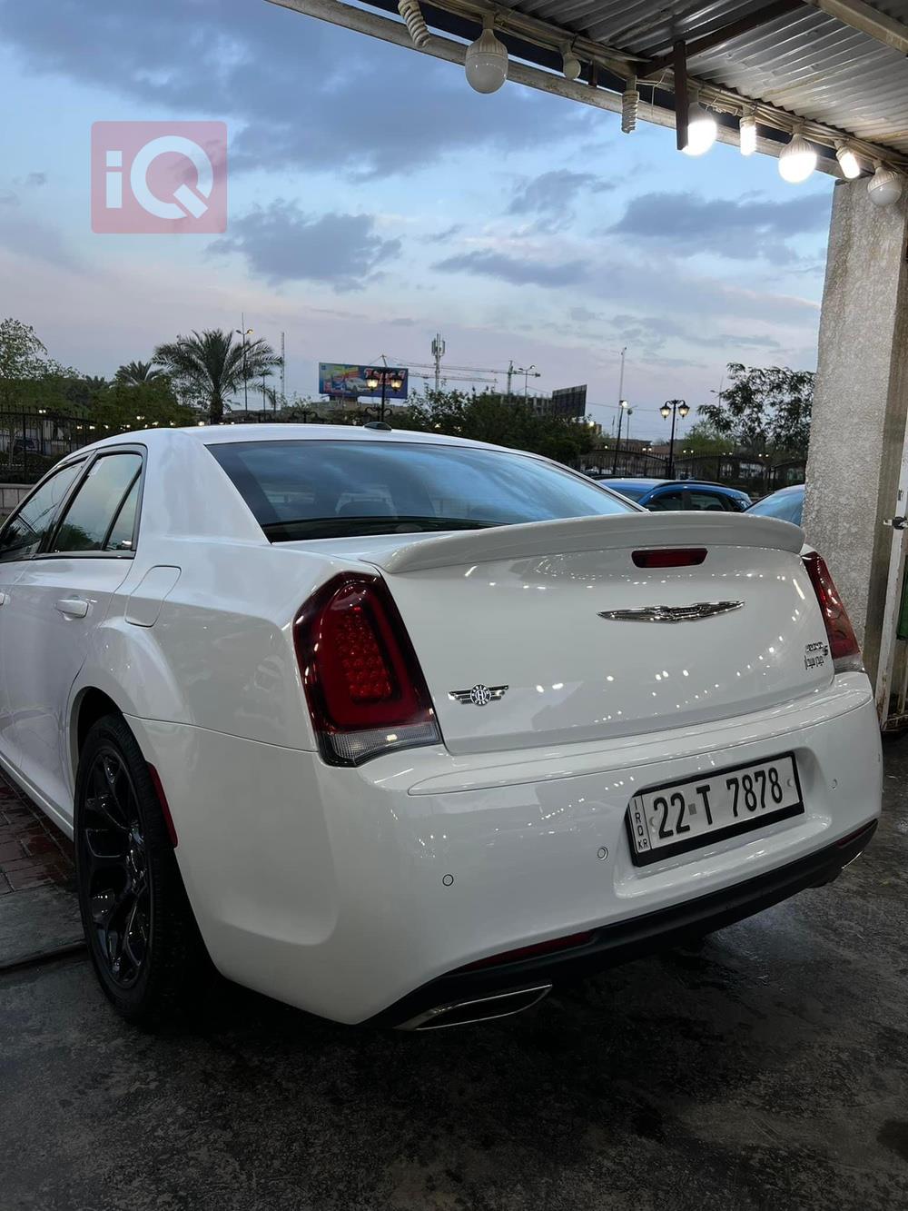 كرايسلر 300